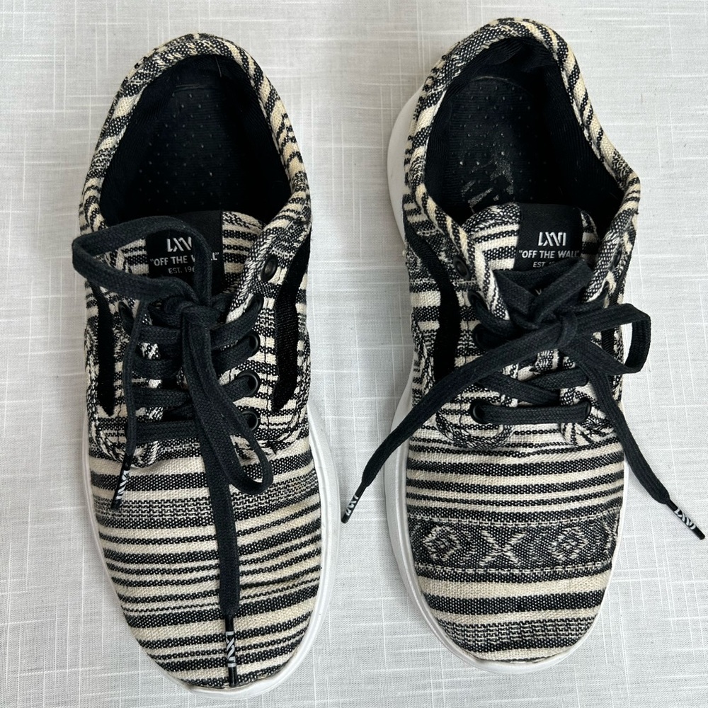 Vans off the Wall IS02 Cancun Multi Sneakers Womens 8.5